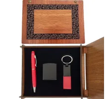Ahşap Kutulu Kırmızı Kalem Anahtarlık ve Çakmak Set