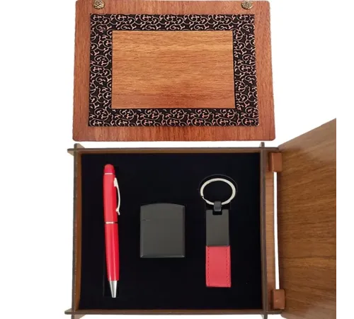 Ahşap Kutulu Kırmızı Kalem Anahtarlık ve Çakmak Set