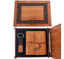 Ahşap Kutulu Taba Renk Deri Defter Anahtarlık Set