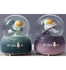 Astronot Kar Küresi Orta Boy WY20K23