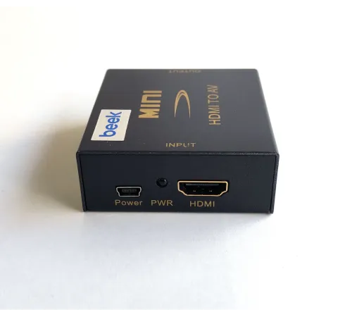 Beek HDMI <-> RCA Video (Görüntü) & Audio (Ses) Sinyal Çeviricisi, 1 x HDMI giriş, 1 x mini USB giriş (güç), 1 x AV (CVBS) çıkışı (Cinch yuva), 1 x Sağ Hoparlör çıkışı (Cinch yuva), 1 x Sol Hoparlör çıkışı (Cinch yuva)<br>
Beek HDMI to Com
