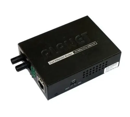 Bridge Media Converter<br>
10/100Base-TX - 100Base-FX (ST, MM)<br>
2km