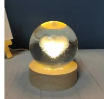 Dekoratif Kalp Tasarımlı Ahşap altlıklı Işıklı Cam Küre Büyük Boy 8 Cm MZ4-2301