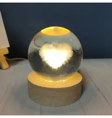 Dekoratif Kalp Tasarımlı Ahşap altlıklı Işıklı Cam Küre Büyük Boy 8 Cm MZ4-2301