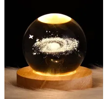 Dekoratif Samanyolu Tasarımlı Ahşap altlıklı Işıklı Cam Küre Cam:6cm Ahşap:2cm