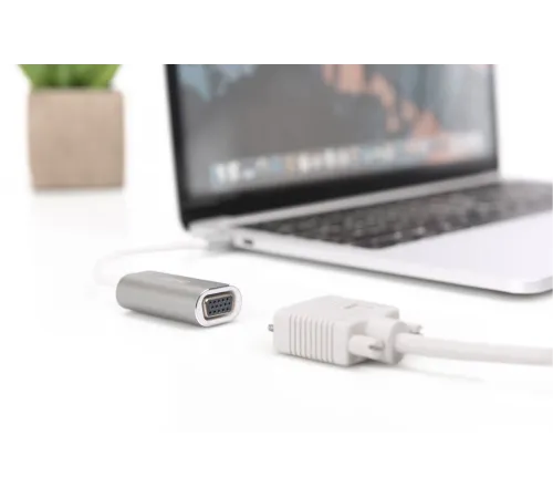 Digitus USB 3.0 (USB Tip C) <-> VGA Grafik Adaptörü<br>
Giriş: 1 x USB Tip C erkek (bilgisayar bağlantısı) <br>
Çıkış: 1 x VGA (HD15) dişi (Full HD) <br>
Alüminyum<br>
Digitus USB Type-C 1080p VGA Adapter, 20 cm cable length