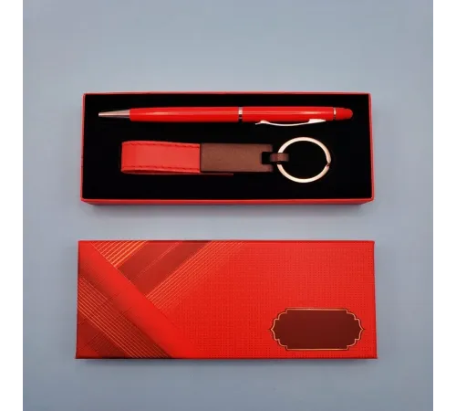Kırmızı Deri Anahtarlık Ve Kalem