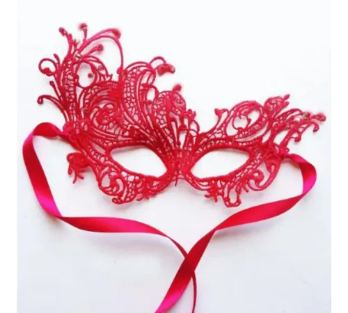 Kırmızı Renk Dantel Örgü İşlemeli Parti Maskesi Model 1