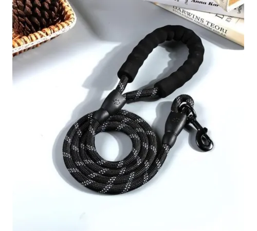 Köpekler İçin Gezdirme Tasması Reflektörlü 130 cm Halat Orta ve Büyük Boy Köpekler İçin Siyah