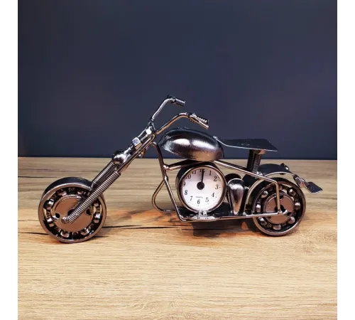 Masaüstü Dekoratif Metal Motor Saat