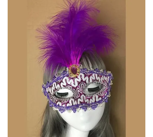 Mor Dantel İşlemeli Mor Tüylü Balo Parti Maskesi 17x20 cm