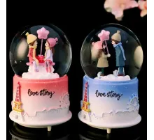 Orta Boy Kar Küresi Sevgili