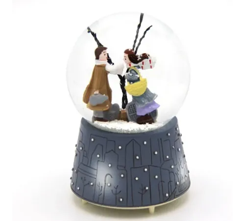 Orta Boy Kiş Masali Temali Pilli Kar Küresi