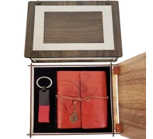 Özel Ahşap Kutulu Kahve Deri Defter ve Anahtarlık Set