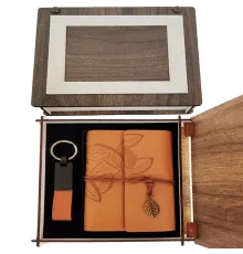 Özel Ahşap Kutulu Taba Deri Defter ve Anahtarlık Set