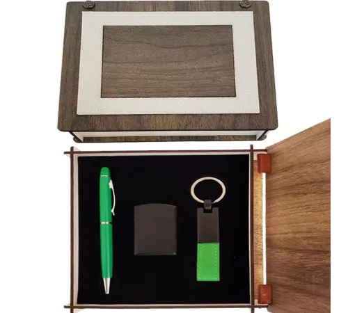 Özel Ahşap Kutulu Yeşil Anahtarlık Kalem ve Çakmak Set