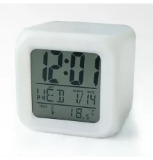 Renk Değiştiren Küp Saat