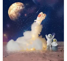 Uçan Astronot Tasarımlı Gece Lambası