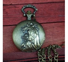 At Tasarımlı Köstekli Saat