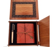 Ahşap Kutulu Kahve Deri Defter ve Metal Bakır Kalem