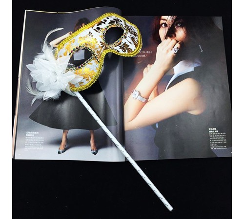 Lüks Taşlı Saplı Maskeli Balo Maskesi Beyaz Renk 35 cm