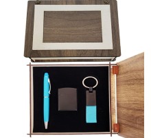 Özel Ahşap Kutulu Mavi Kalem Anahtarlık ve Çakmak Set