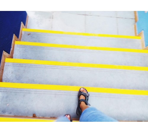 Merdiven Ve Zemin Kaydırmaz Kaymaz Bant 25mmx25mt Sarı